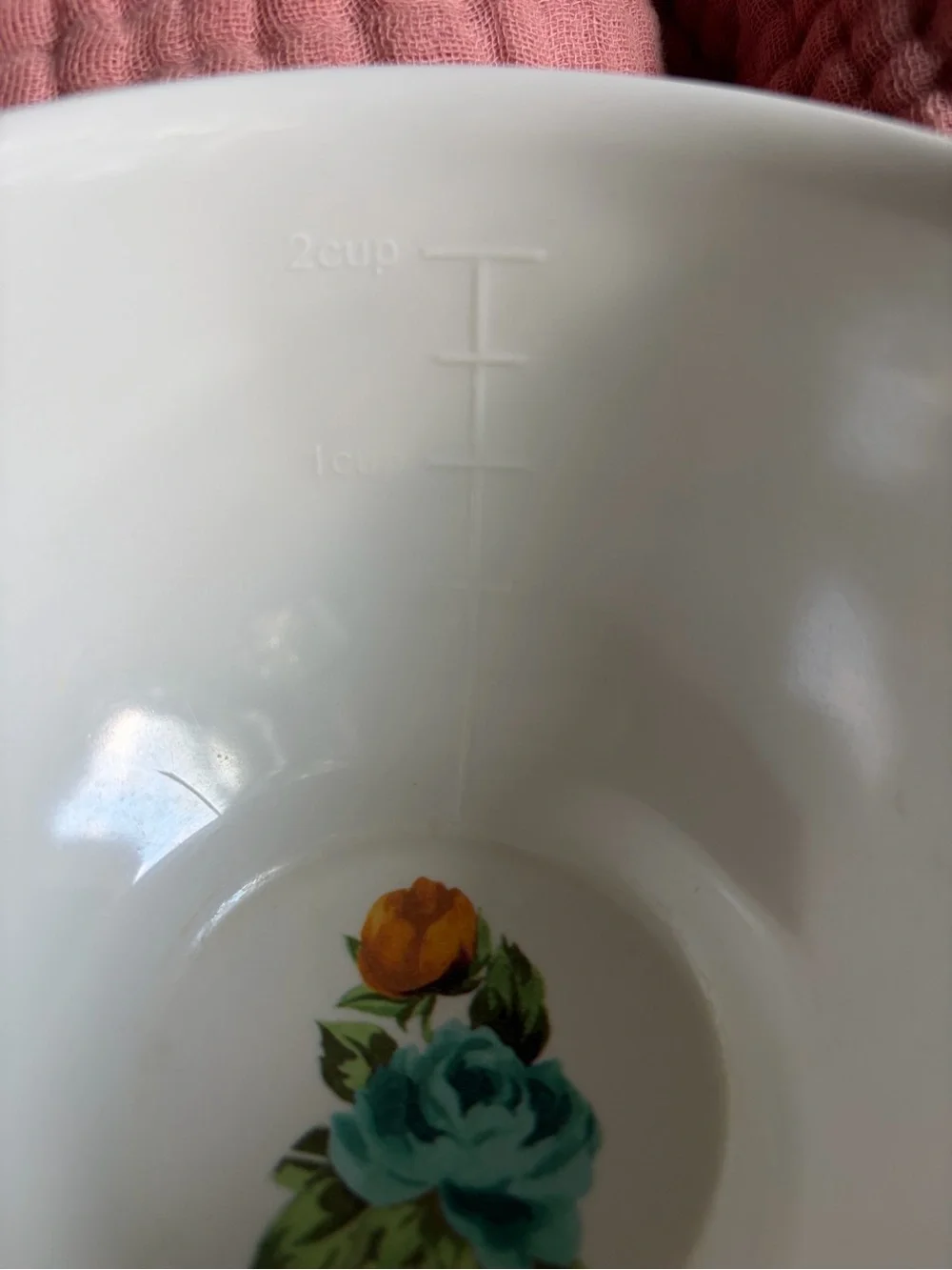 Pioneer Woman 2 cup measuring cup.  Note small mark on handle.  Hard plastic